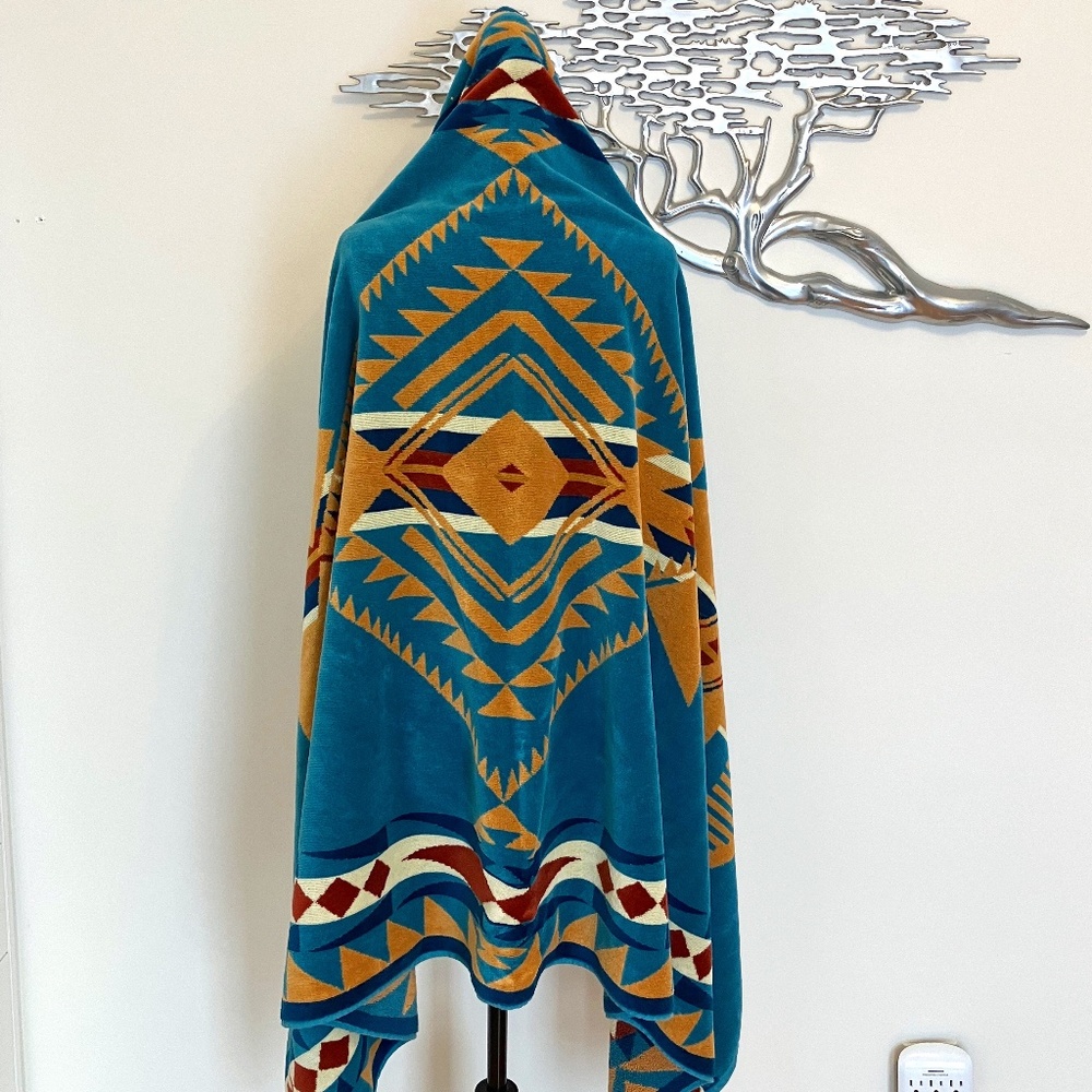 Pendleton Home Collection Indigenous Design Luxury Towel